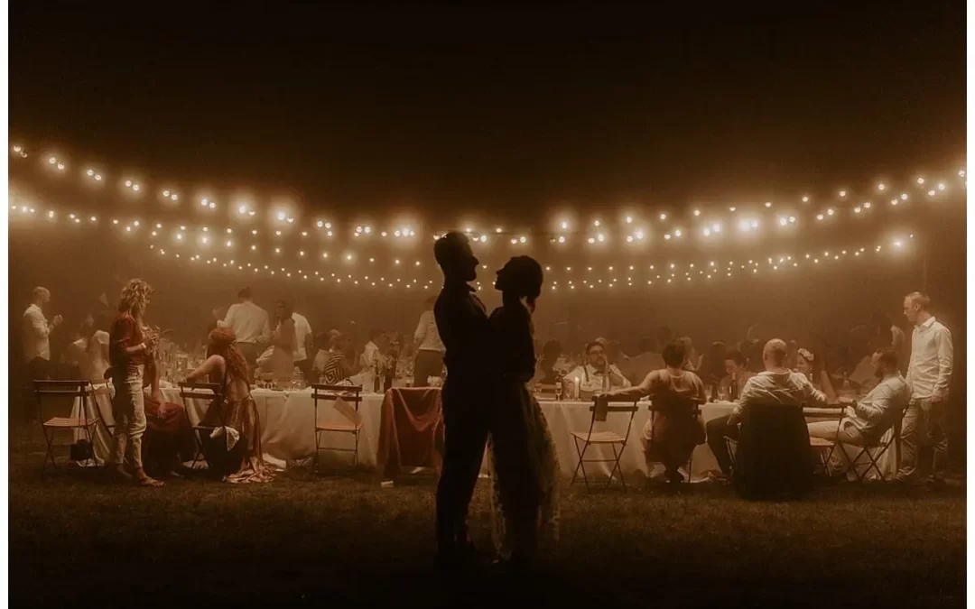 Un mariage bohème au Domaine des Courmettes