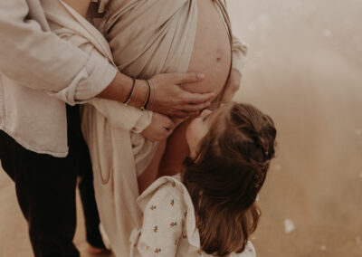 Shooting photos de grossesse réalisé par Lesley S. Photography basé dans Les Landes