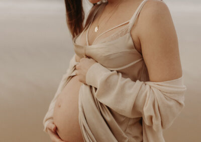 Shooting photos de grossesse réalisé par Lesley S. Photography basé dans Les Landes