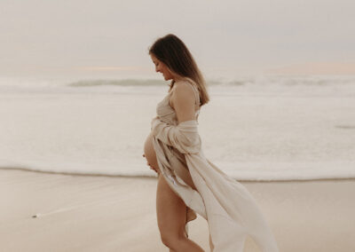 Shooting photos de grossesse réalisé par Lesley S. Photography basé dans Les Landes